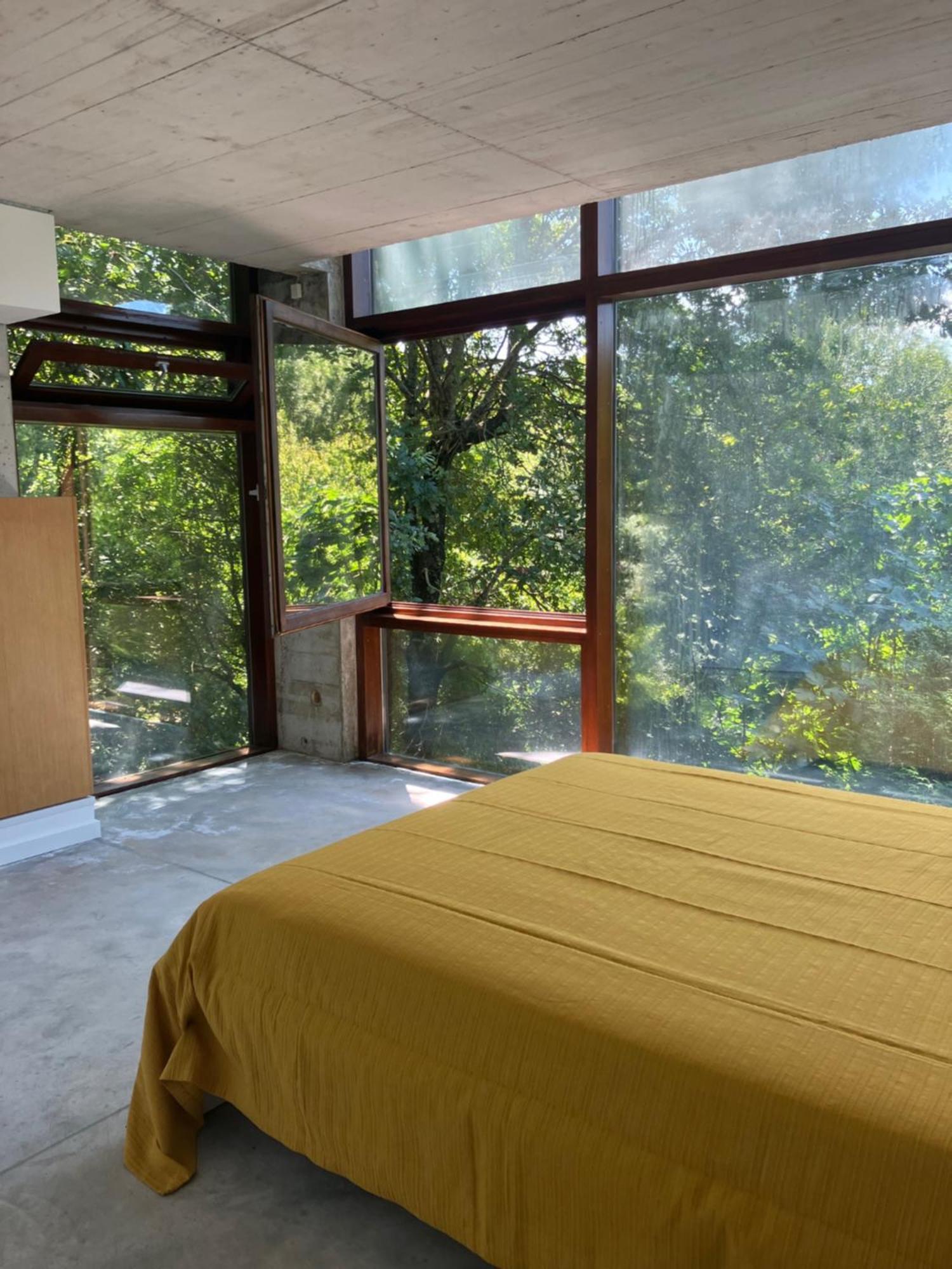Casa Rio Vez - Riverfront Arcos de Valdevez Ngoại thất bức ảnh